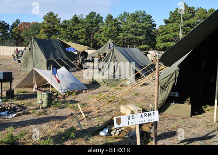 Reenactment eines US Army Camp während des zweiten Weltkriegs bei einem Open House am Camp Edwards auf die militärischen Reservierung von Massachusetts. Stockfoto