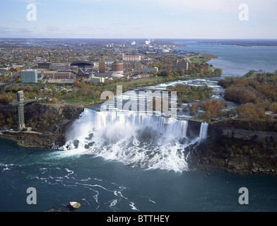 Amerikanischen und Bridal Veil Falls, Niagara Falls, New York State, Vereinigten Staaten von Amerika Stockfoto