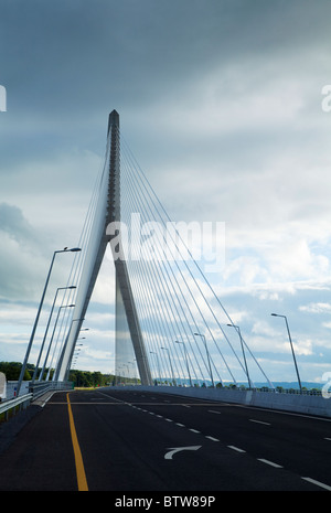 Die (neuen) Waterford-suir Bridge, die längste Schrägseilbrücke in Irland, County Waterford, Irland Stockfoto