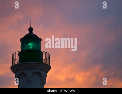 Der Leuchtturm von St. Valery-En-Caux (Haute-Normandie) Build 1872 und Ohrenschutz 1914 Stockfoto