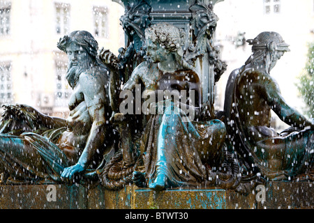 Brunnen in Rossio-Platz Lissabon Portugal Stockfoto