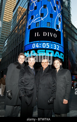 IL DIVO Ringe NASDAQ Stock Market Closing Bell Stockfoto