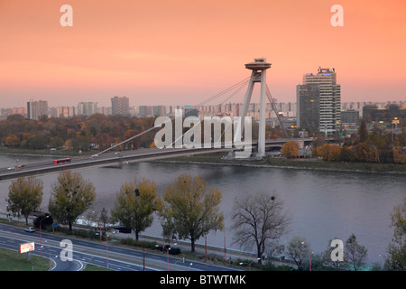 Novy Most Brücke über die Donau, Bratislava, Slowakei Stockfoto