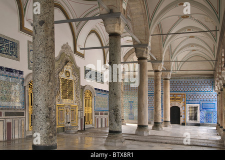 Brunnen in der Spielhalle der Iftariye Pavillon, osmanischer Barock, Beschneidung Zimmer, Topkapi Palast, Istanbul, Türkei Stockfoto