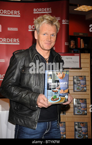 Chefkoch Gordon Ramsay gesunden Appetit Kochen Signierstunde Stockfoto