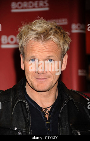 Chefkoch Gordon Ramsay gesunden Appetit Kochen Signierstunde Stockfoto