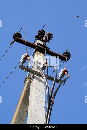 Drei Phasen der Elektrizitдt auf eine Spalte Stockfoto