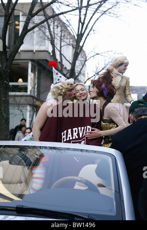 Renee Zellweger als Harvard University Hasty Pudding Club 2009 Woman of the Year ausgezeichnet Stockfoto