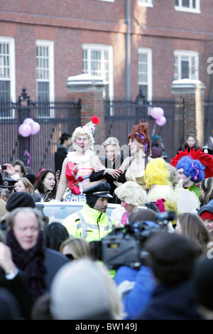 Renee Zellweger als Harvard University Hasty Pudding Club 2009 Woman of the Year ausgezeichnet Stockfoto