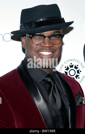 NE-YO und ALFANI Menswear Party Stockfoto