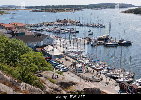 Blick auf den Hafen von Grebbestad an der schwedischen Westküste Stockfoto