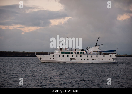 Kreuzfahrtschiff Nord Seymour Island, Galapagos Inseln, Ecuador. Stockfoto