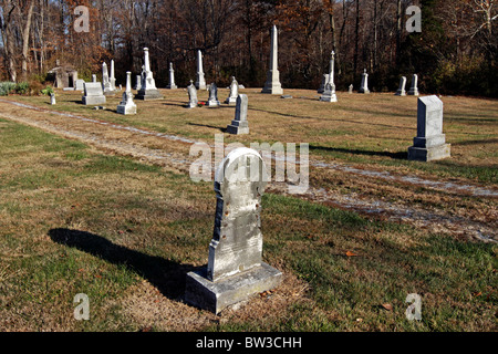 Antike Gräber in Vera Cruz Friedhof in Ohio. Der Friedhof nicht mehr gebräuchlich ist Gräber aus dem 18. Jahrhundert. Stockfoto