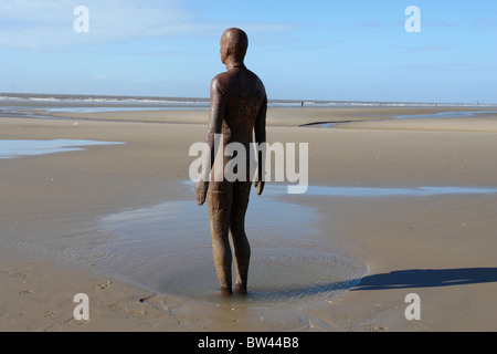 Gormleyss "Woanders", Crosby Strand, Liverpool, Merseyside, England, Vereinigtes Königreich Stockfoto