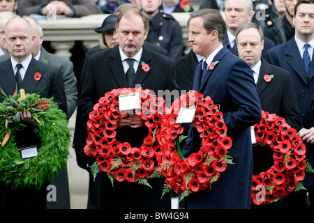 Premierminister David Cameron besucht die Erinnerung Sonntag Gedenkfeier am Ehrenmal, Whitehall, London, 14. November. Stockfoto