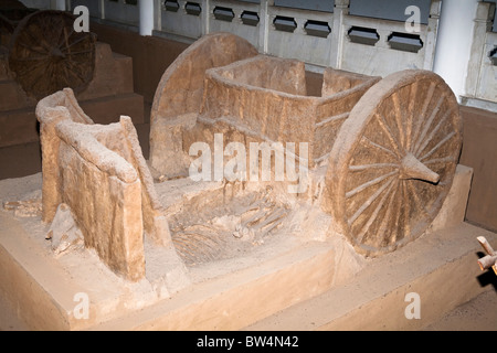 Wagen Sie in Wagen Grube aus der Shang-Dynastie, Yin Ruinen Museum, Anyang, Provinz Henan, China Stockfoto