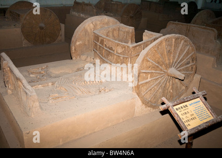 Wagen Sie in Wagen Grube aus der Shang-Dynastie, Yin Ruinen Museum, Anyang, Provinz Henan, China Stockfoto