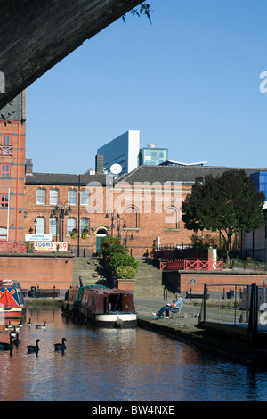 Castlefield Kanal-Becken in der Nähe der Kreuzung der Rochdale und Bridgewater Kanäle Manchester England Stockfoto