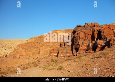 Jordan, Grafschaft Ma'an, Petra, in der Nähe von Mebel Madbah, in der Nähe der gebrochenen Giebel-Grab Stockfoto