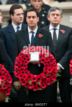 Die Erinnerung Sonntag Zeremonie statt am Cenotaph in Whitehall, London, und von der britischen königlichen Familie 2010 Stockfoto