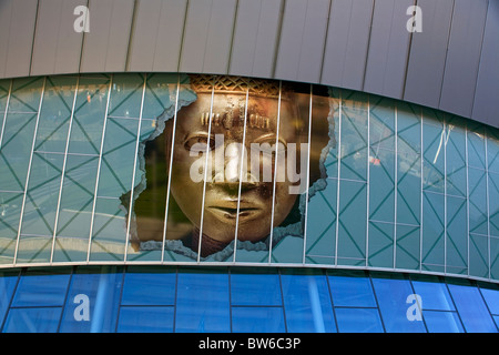 Echo-Arena-Gesicht im Fenster Stockfoto