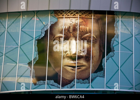 Echo-Arena-Gesicht im Fenster Stockfoto