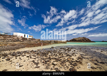 Islote de Lobos. Insel Lobos. Klares blaues Wasser in diese kleine Insel vor Fuerteventura. Kanarischen Inseln. Spanien Stockfoto