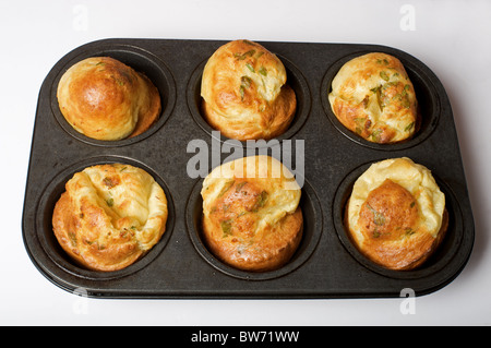 Hausgemachte individuelle Yorkshire Puddings Stockfoto