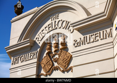 Die Russel Cotes Art Gallery & Museum in East Cliff, Bournemouth, Dorset, Großbritannien im September Stockfoto