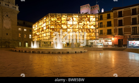 Forum Romanum in La Seo Quadratmeter in der Nacht.  Zaragoza. Stockfoto