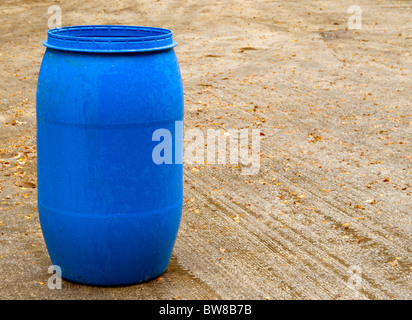 Blaue Kunststoff 200ltr Fass Stockfoto