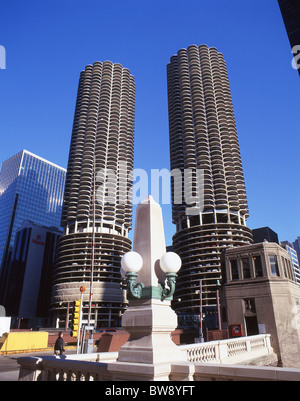 Marina City-Komplex von Chicago River, Chicago, Illinois, Vereinigte Staaten von Amerika Stockfoto