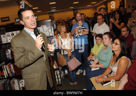 James McGreevey Signierstunde für die Beichte Stockfoto
