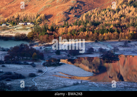 Frostigen Novembermorgen aus Überraschung Ansicht, Derwentwater, Englisch Seen, Cumbria Stockfoto