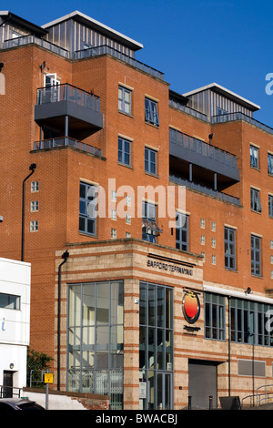 Appartements und Restaurant von Castlefield Kanal-Becken in der Nähe der Kreuzung der Rochdale und Bridgewater Kanäle Manchester Stockfoto