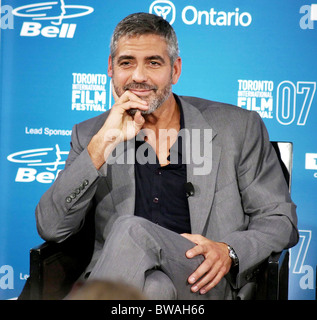 MICHAEL CLAYTON Pressekonferenz auf der 32. jährlichen Toronto International Filmfestival Stockfoto