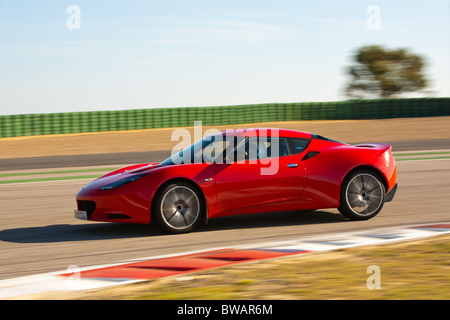 Lotus Evora S auf dem Monteblanco Trackday in Spanien. Organisiert von Lotus Cars, UK. Schwenken, Bewegungsunschärfe. Stockfoto