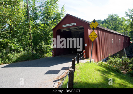 West Cornwall bedeckt Brücke, Connecticut Stockfoto