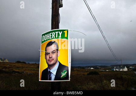 Donegal Süd-West Nachwahl Plakat mit Sinn Féin Pearse Doherty Stockfoto