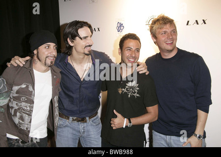 Howie Dorough & Dave Ockun Birthday Party nutzen für Lupus Bewusstsein Stockfoto