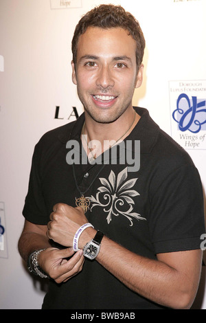 Howie Dorough & Dave Ockun Birthday Party nutzen für Lupus Bewusstsein Stockfoto