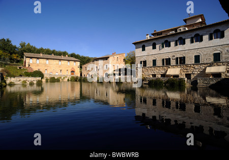 Italien, Toskana, Val d'Orcia, Bagno Vignoni, heiße Quellen Stockfoto