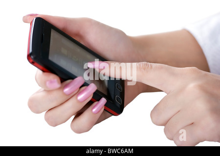 Die weibliche Hand hält ein Mobiltelefon Stockfoto