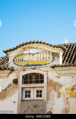 Traditionelle portugiesische Altbaus in Portimao, Algarve, Portugal. Stockfoto