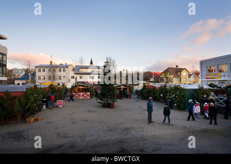 Im freien Weihnachtsmarkt findet jedes Jahr in Hafnarfjordur, Großraum Reykjavik, Island Stockfoto