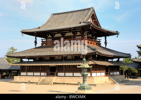 Kondo (700) und Pagode (693), Horyu-Ji, Ikaruga (in der Nähe von Nara), Japan Stockfoto