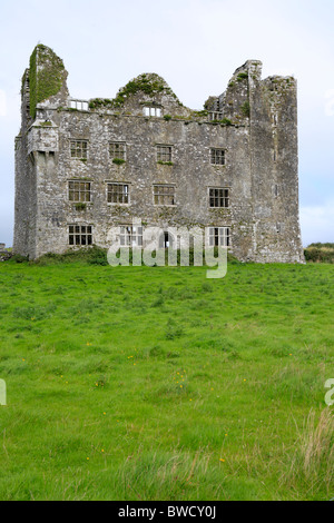 Leamaneh Castle (1648), The Burren, County Clare, Irland Stockfoto