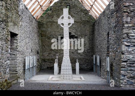 Hohes Kreuz (8. / 9. Jahrhundert), Moone, County Kildare, Irland Stockfoto