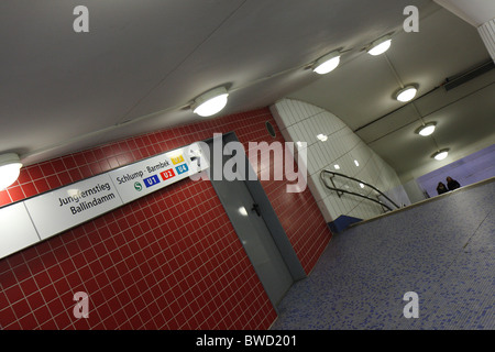 Ein Schuss in der Rathaus-U-Bahn in Hamburg getroffen. Stockfoto