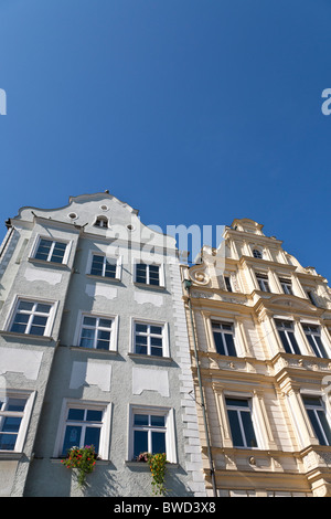 TYPISCHE HÄUSER, MAXIMILIAN STRAßE, AUGSBURG, BAYERN, DEUTSCHLAND Stockfoto